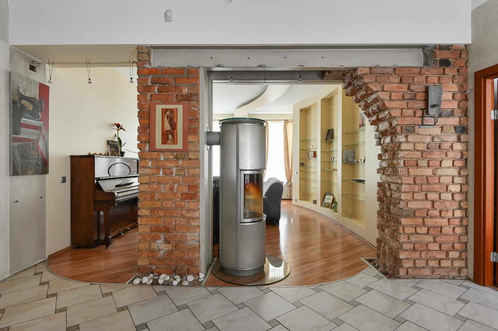 Butas 2-bdrm Quiet
